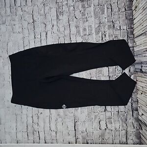 Kathmandu black crop leggings size xxs